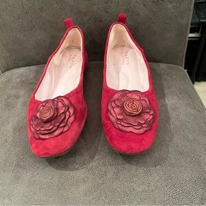 Taryn Rose Fuschia Ballet Flats